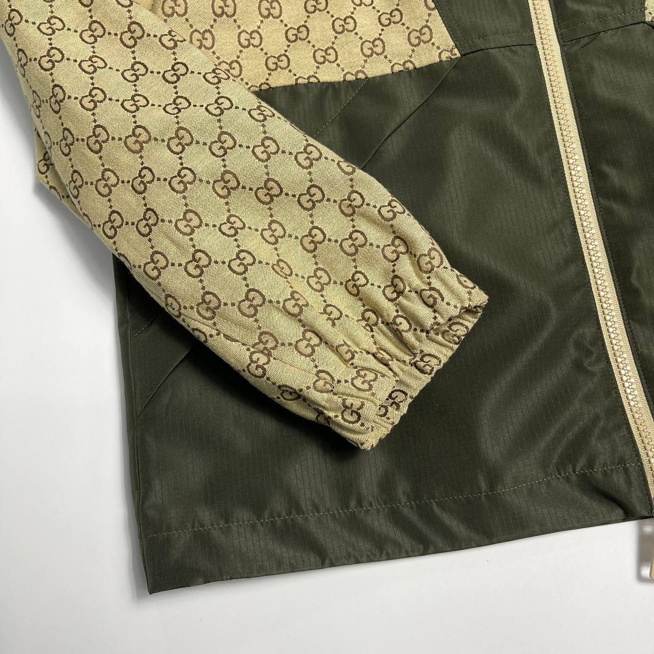 Легкая ветровка Gucci BP-48420 Легкая ветровка Gucci BP-48420