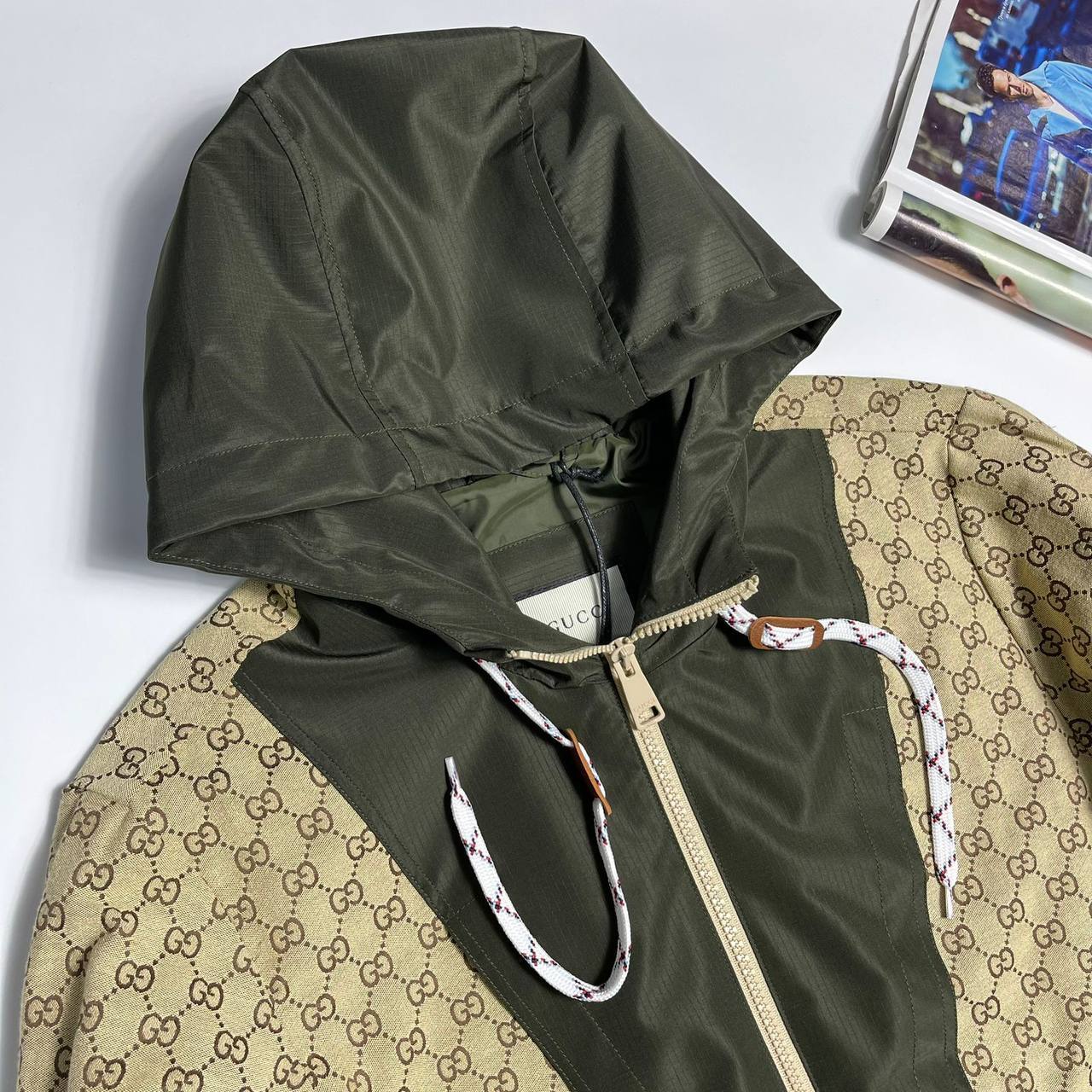 Легкая ветровка Gucci BP-48420 Легкая ветровка Gucci BP-48420