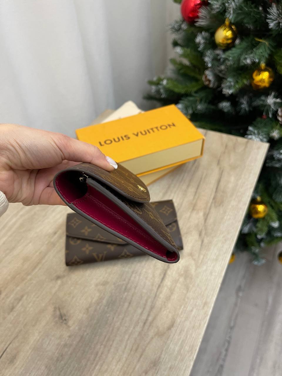 Элитный кошелёк Louis Vuitton BP-44401 Элитный кошелёк Louis Vuitton BP-44401