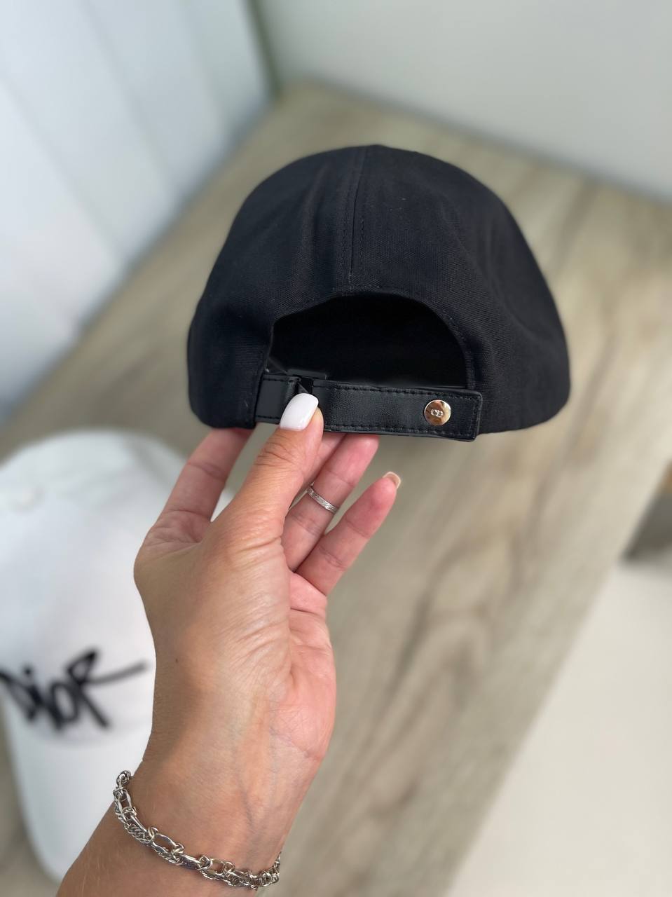 Бейсболка премиальная Christian Dior BP-16028 Бейсболка премиальная Christian Dior BP-16028