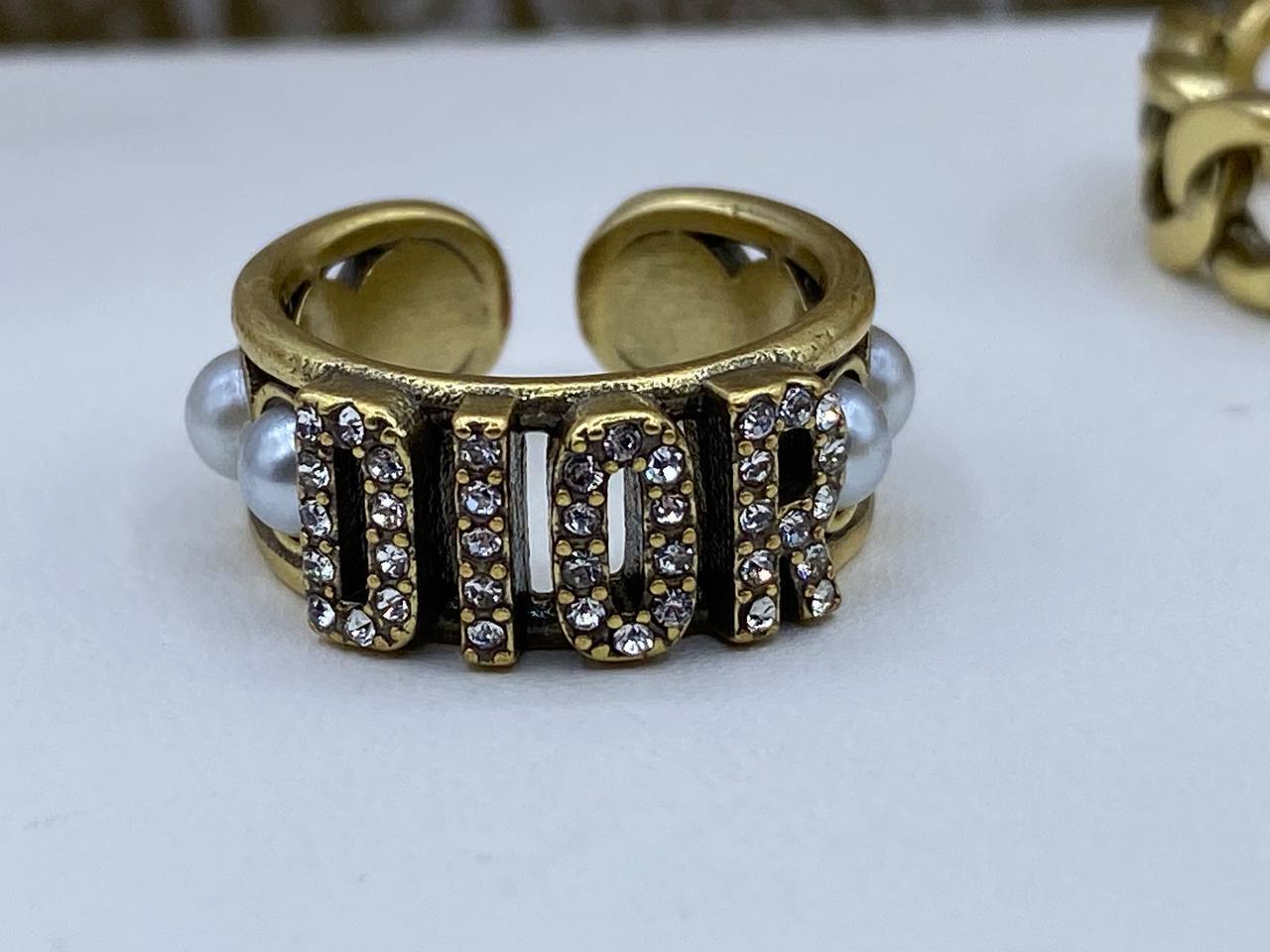 Кольцо Christian Dior эксклюзивное BP-34367 Кольцо Christian Dior эксклюзивное BP-34367