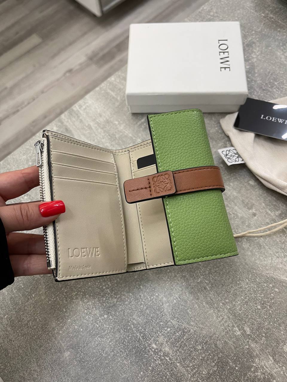 Элитный кошелёк Loewe BP-46458 Элитный кошелёк Loewe BP-46458