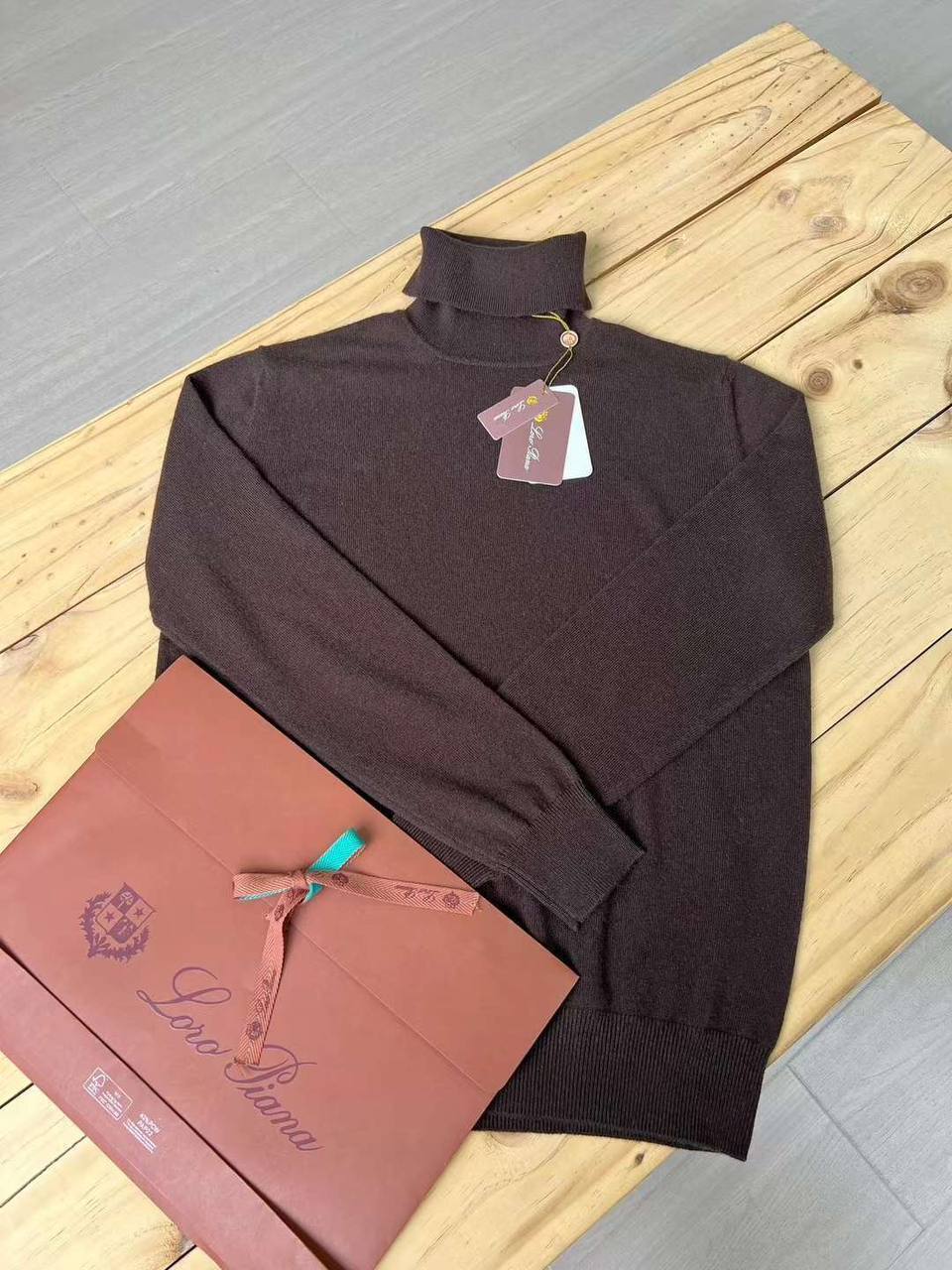 Водолазка для стильного образа Loro Piana BP-43078 Водолазка для стильного образа Loro Piana BP-43078