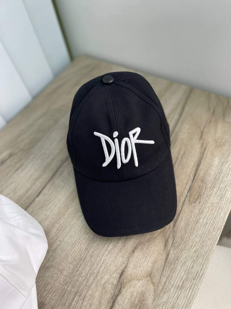 Бейсболка премиальная Christian Dior BP-16028 Бейсболка премиальная Christian Dior BP-16028