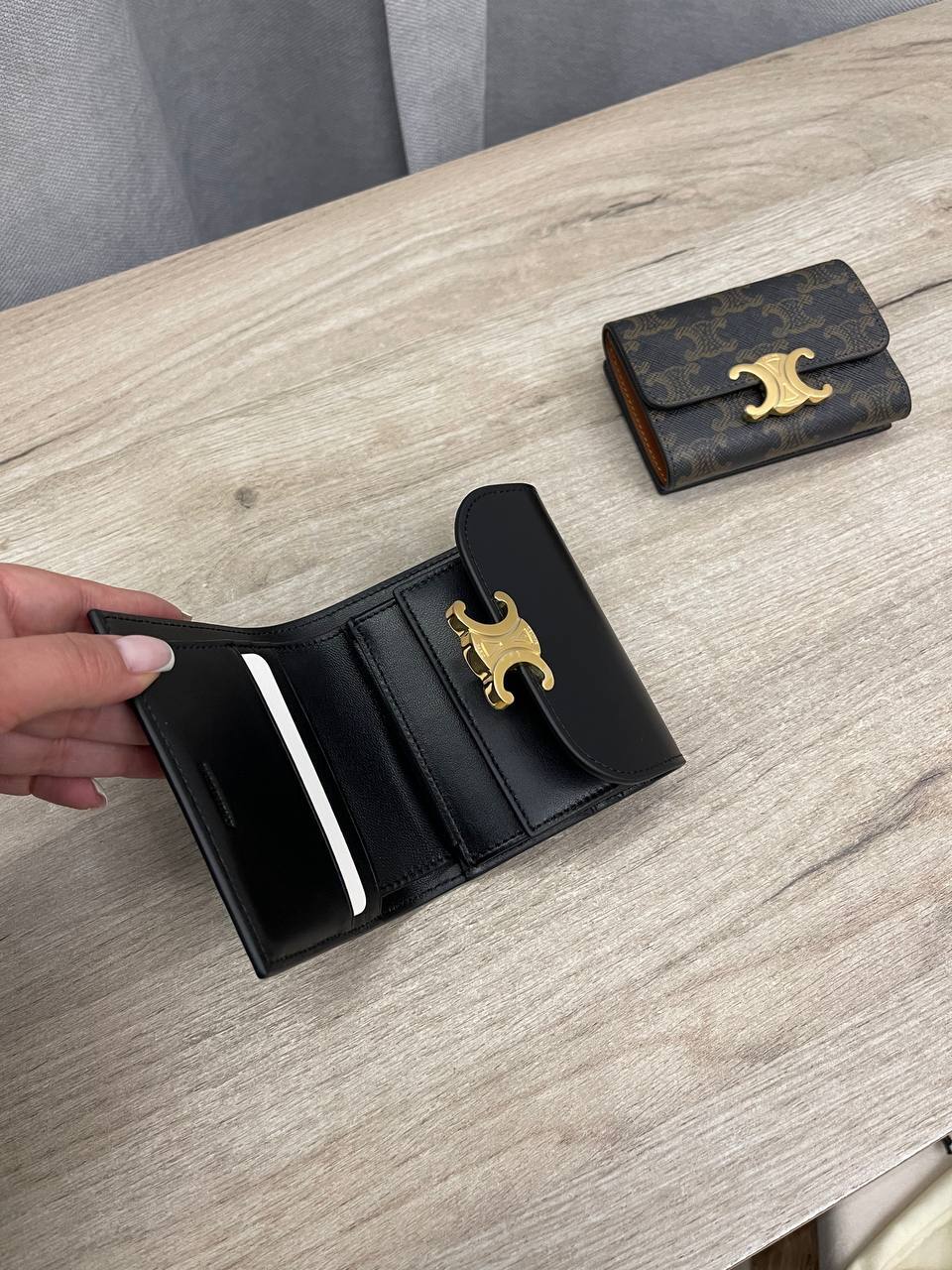 Элитный кошелёк Celine BP-45901 Элитный кошелёк Celine BP-45901