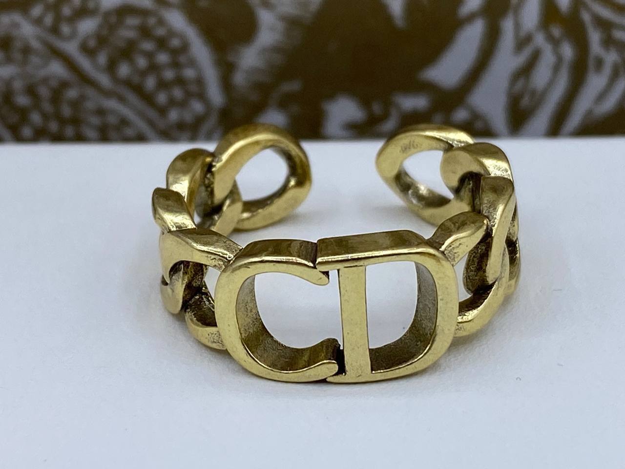 Кольцо Christian Dior трендовое BP-34368 Кольцо Christian Dior трендовое BP-34368