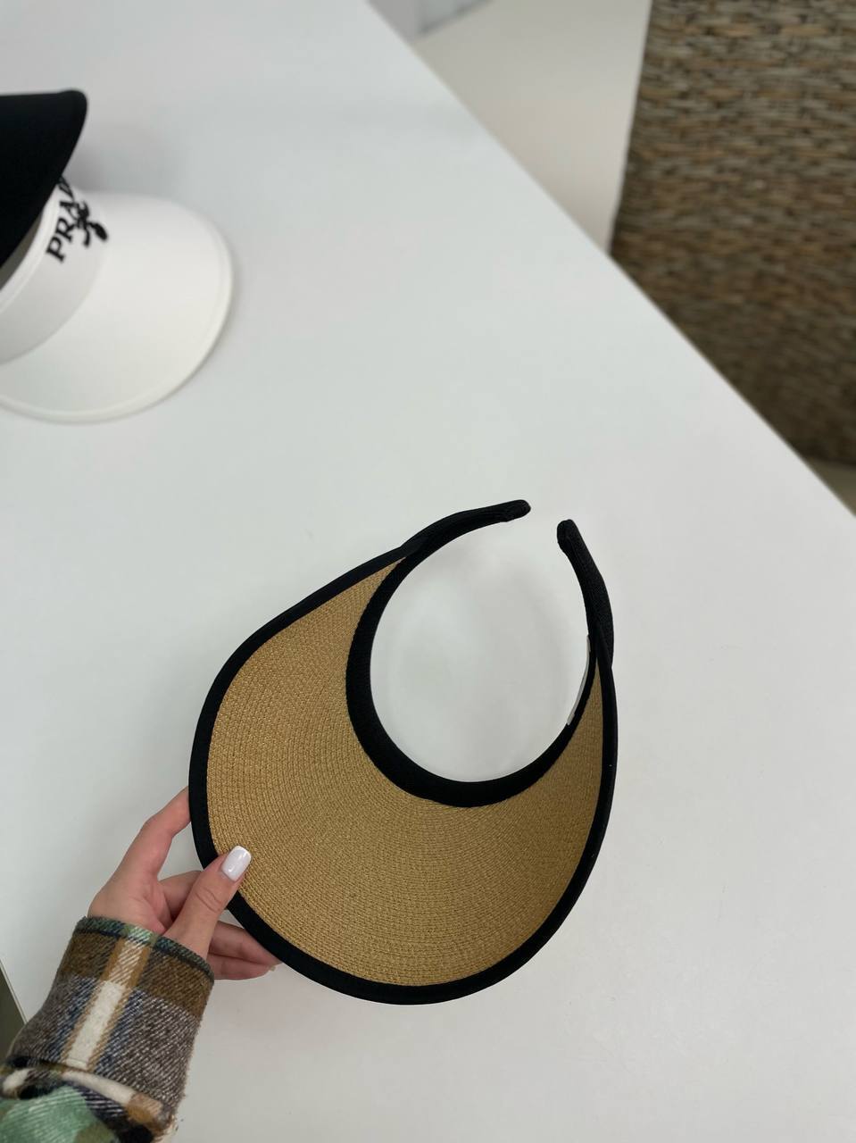 Коллекционный козырек Celine BP-30721 Коллекционный козырек Celine BP-30721