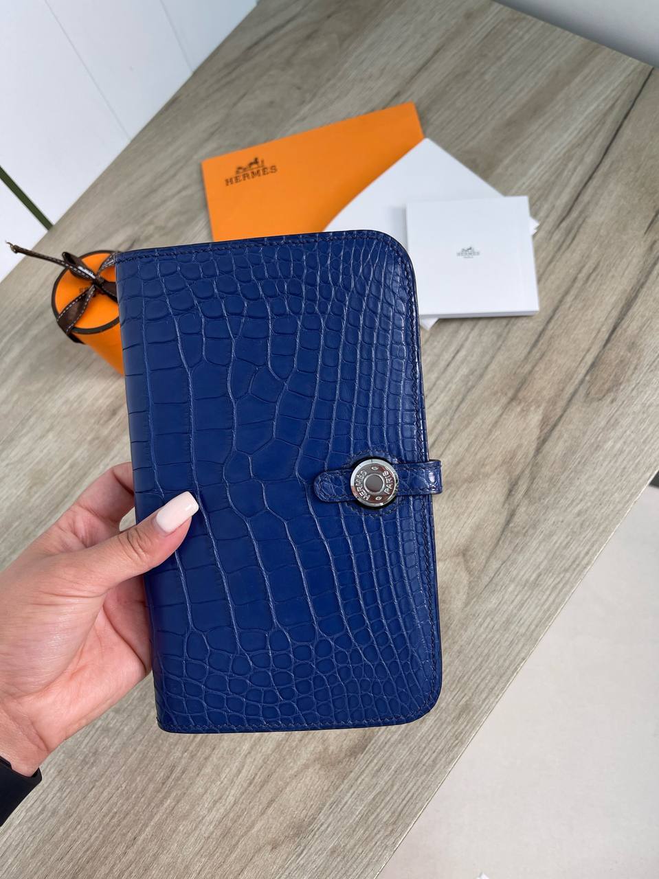 Коллекционный кошелёк Crocodile Niloticus Lisse Hermes BP-18146 Коллекционный кошелёк Crocodile Niloticus Lisse Hermes BP-18146