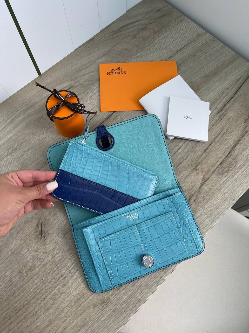 Коллекционный кошелёк Crocodile Niloticus Lisse Hermes BP-18146 Коллекционный кошелёк Crocodile Niloticus Lisse Hermes BP-18146