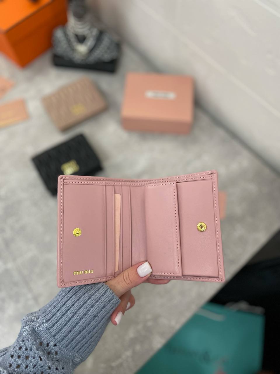 Элитный кошелёк Miu Miu BP-46583 Элитный кошелёк Miu Miu BP-46583