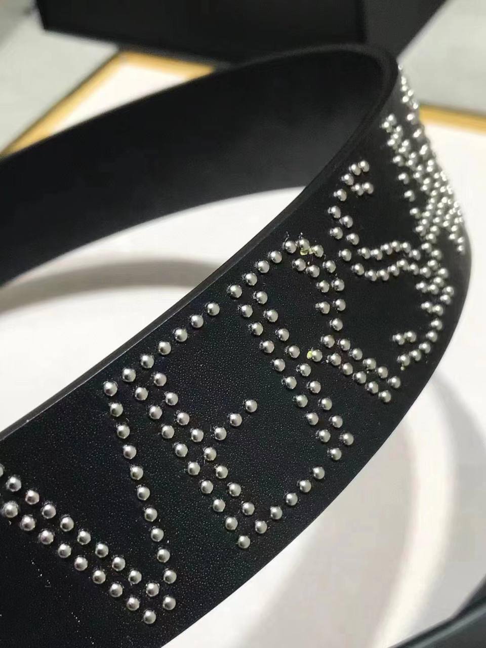 Ремень Versace мужской стильный BP-38874 Ремень Versace мужской стильный BP-38874