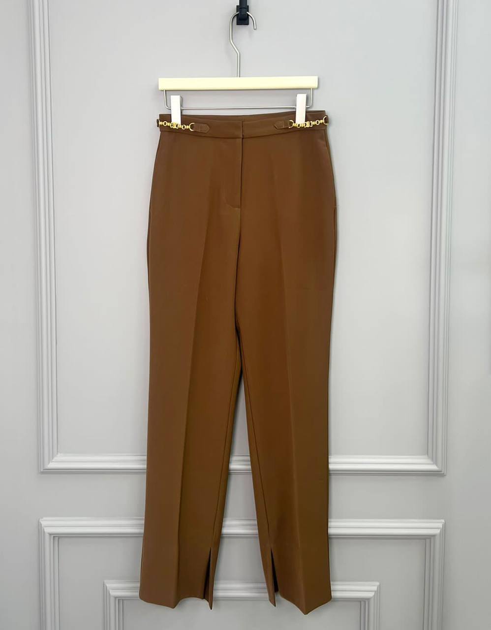 Повседневные брюки Fendi BP-25869 Повседневные брюки Fendi BP-25869