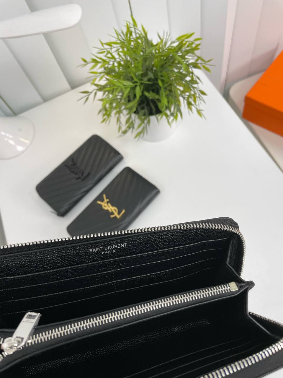 Кошелек коллекционный Yves Saint Laurent BP-20568 Кошелек коллекционный Yves Saint Laurent BP-20568