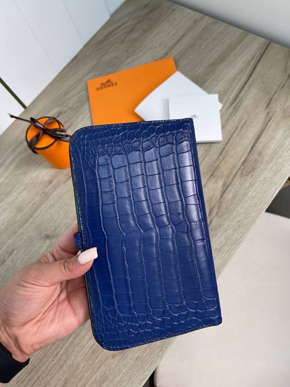 Коллекционный кошелёк Crocodile Niloticus Lisse Hermes BP-18146 Коллекционный кошелёк Crocodile Niloticus Lisse Hermes BP-18146