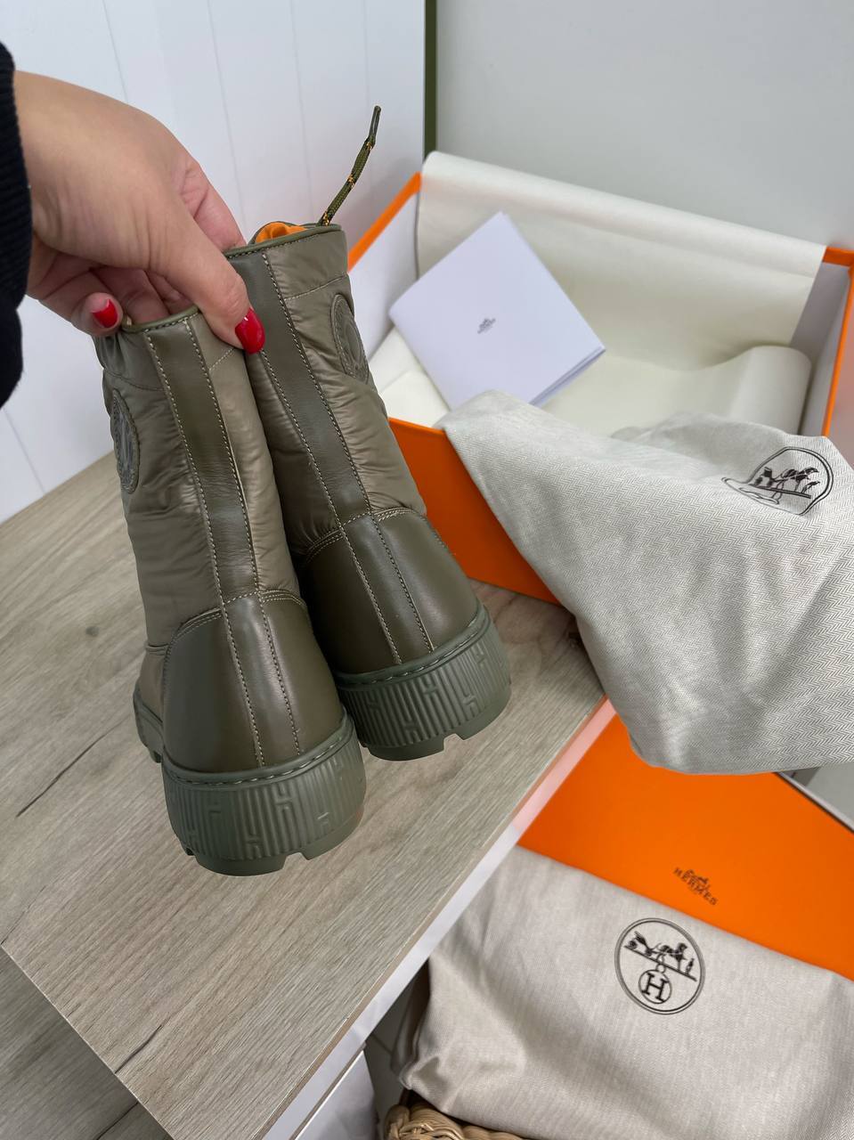 Hermes ботинки коллекционные BP-39759 Hermes ботинки коллекционные BP-39759