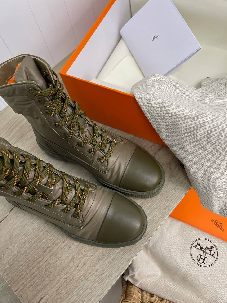 Hermes ботинки коллекционные BP-39759 Hermes ботинки коллекционные BP-39759