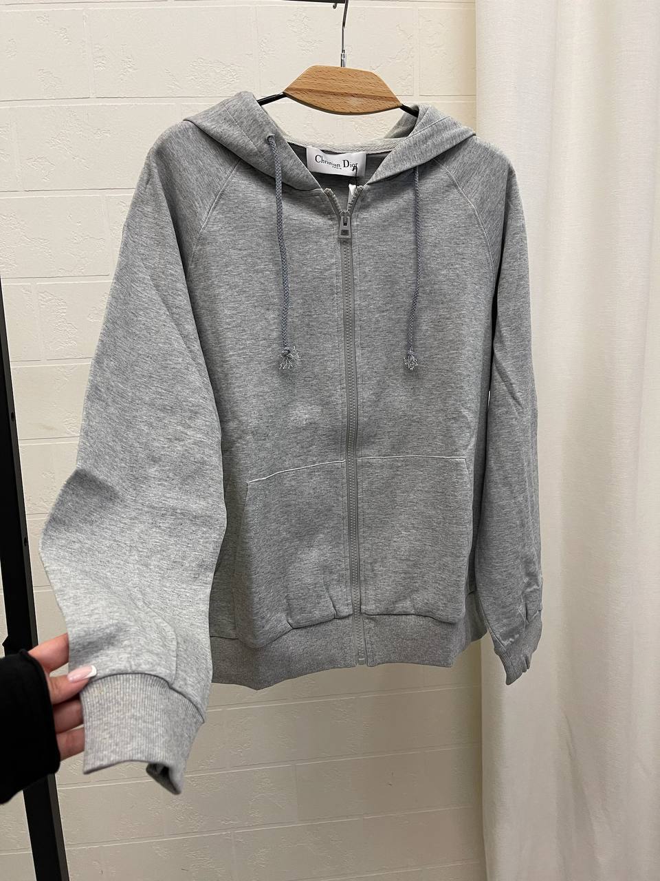 Толстовка премиальная Christian Dior BP-45687 Толстовка премиальная Christian Dior BP-45687