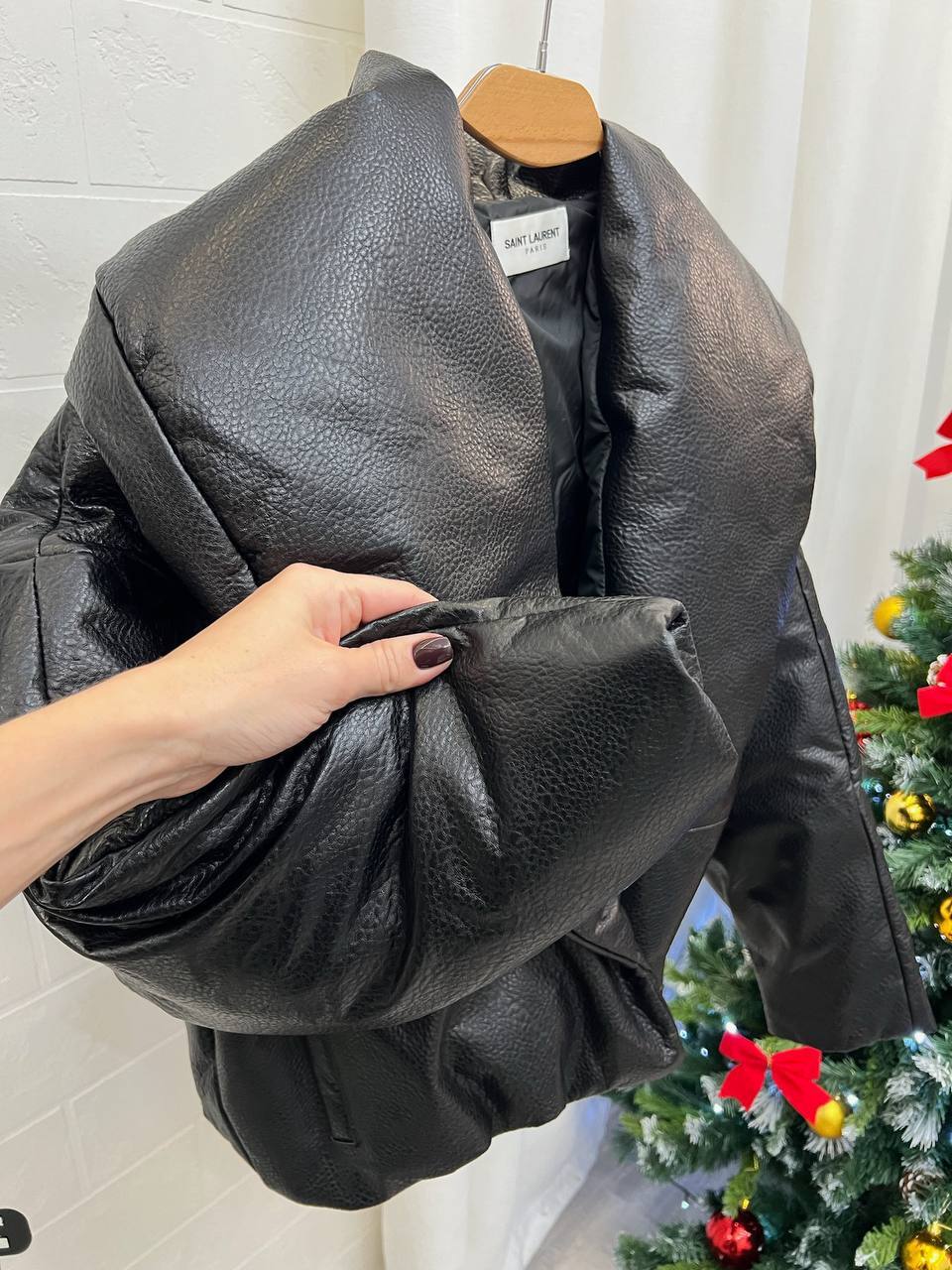 Кожаная куртка коллекционная Yves Saint Laurent BP-43711 Кожаная куртка коллекционная Yves Saint Laurent BP-43711