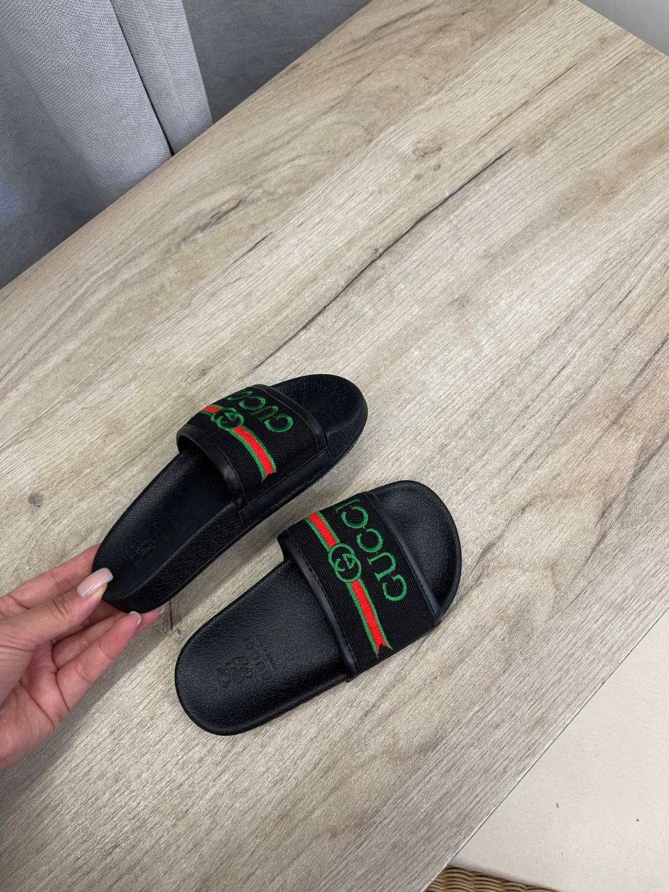 Шлепанцы BP-52185 Gucci трендовые Шлепанцы BP-52185 Gucci трендовые