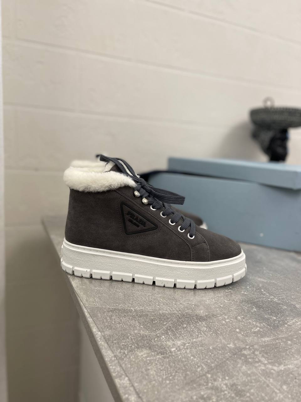 Повседневные женские кеды Prada BP-42154 Повседневные женские кеды Prada BP-42154