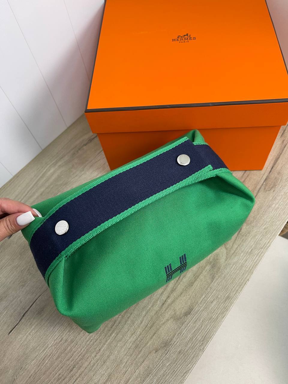 Премиум косметичка зеленая женская Hermes BP-19731 Премиум косметичка зеленая женская Hermes BP-19731