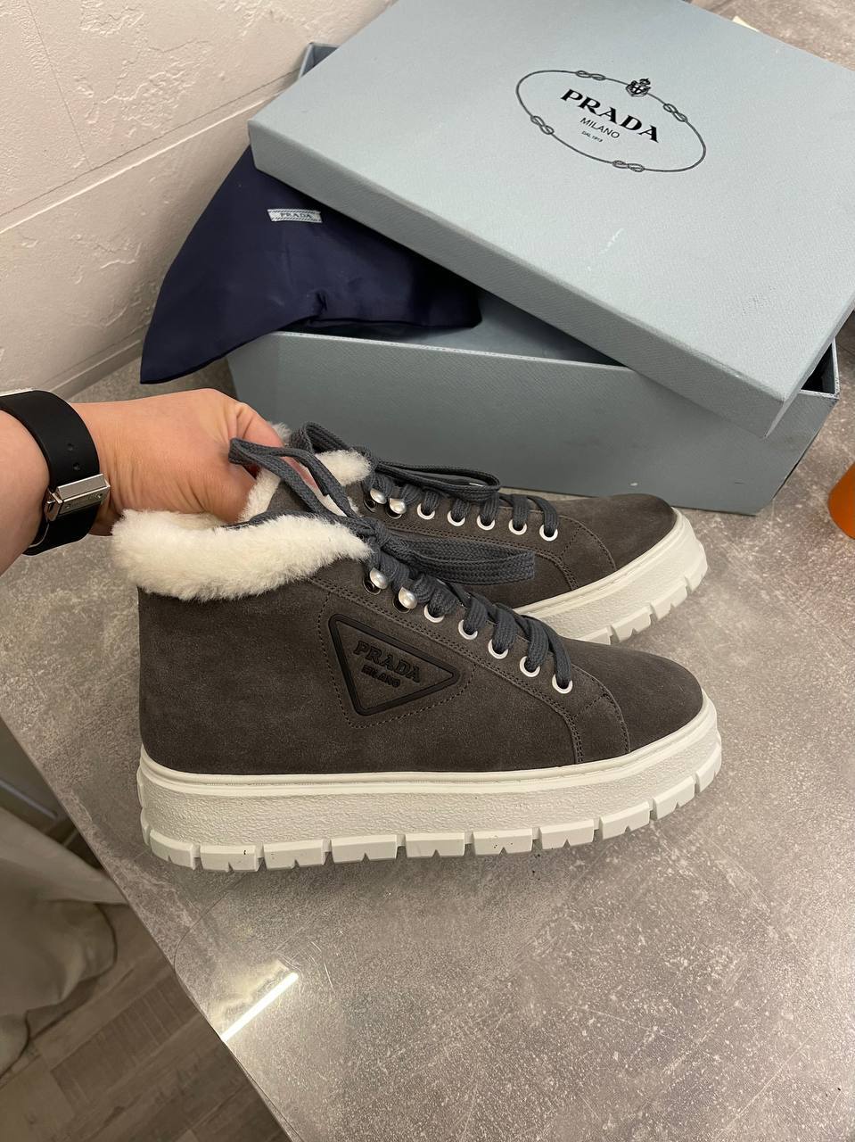 Повседневные женские кеды Prada BP-42154 Повседневные женские кеды Prada BP-42154