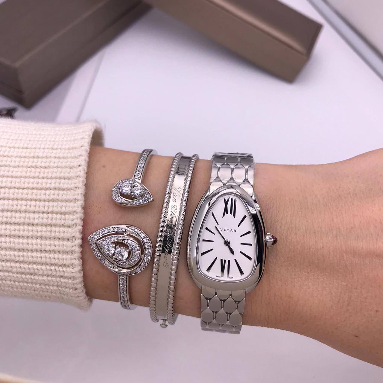 Часы премиальные Bvlgari BP-14150 Часы премиальные Bvlgari BP-14150