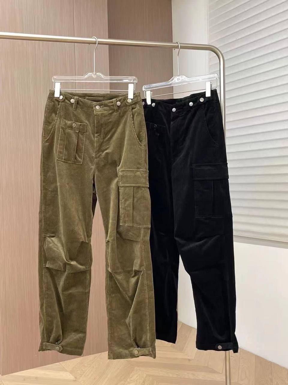 Трендовые брюки Toteme BP-43041 Трендовые брюки Toteme BP-43041