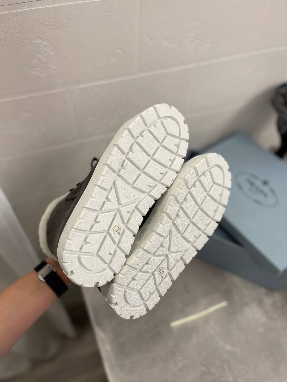 Повседневные женские кеды Prada BP-42154 Повседневные женские кеды Prada BP-42154