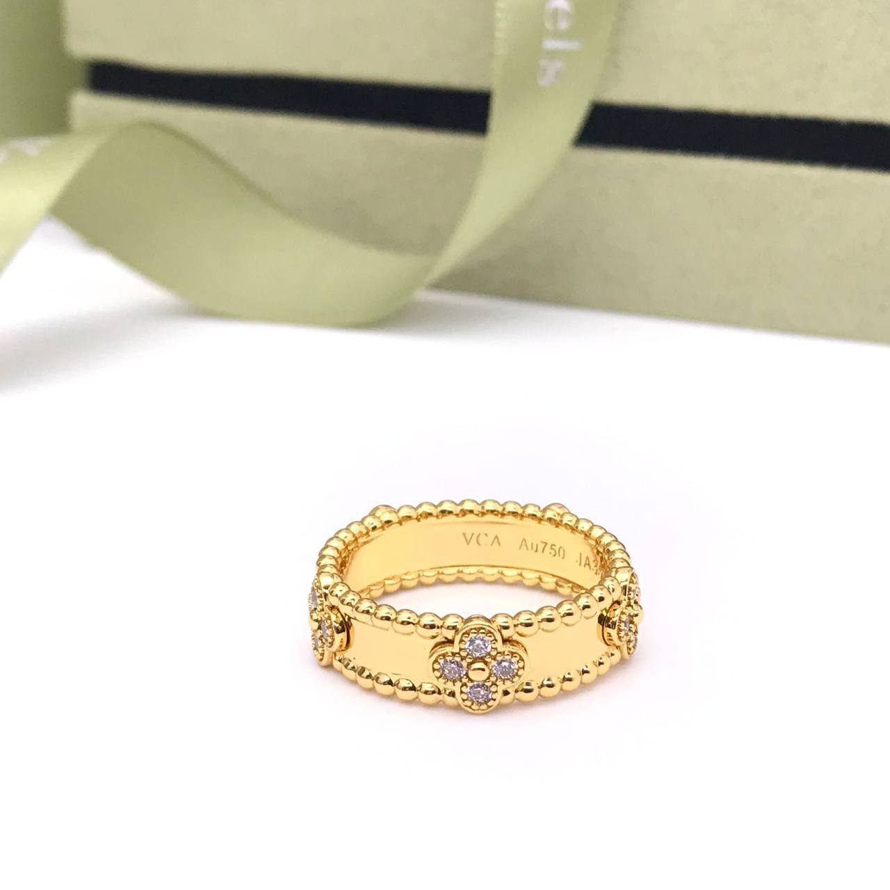 Кольцо коллекционное Van Cleef BP-53066 Кольцо коллекционное Van Cleef BP-53066