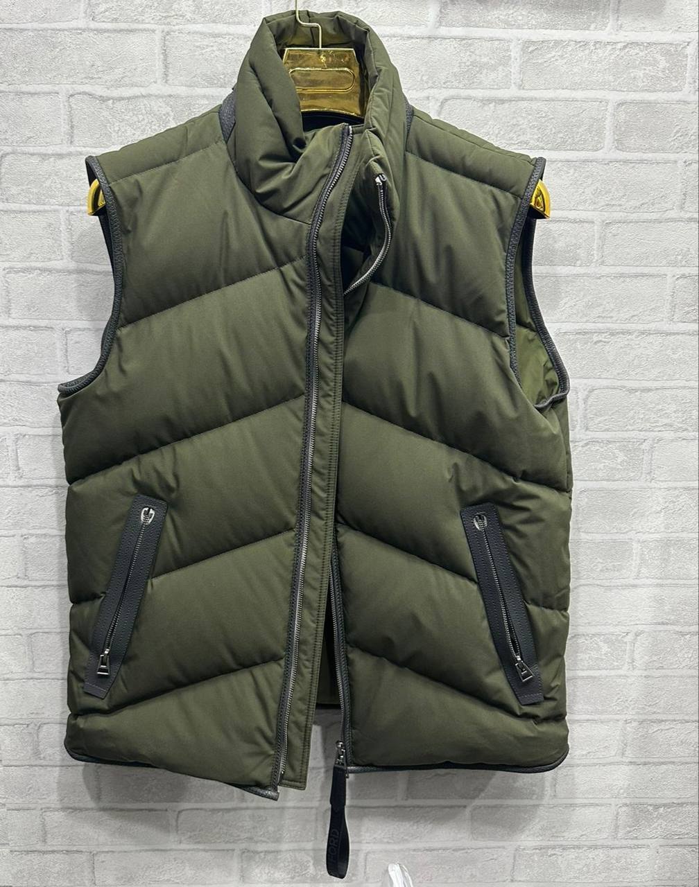 Tom Ford стильный жилет BP-27426 Tom Ford стильный жилет BP-27426