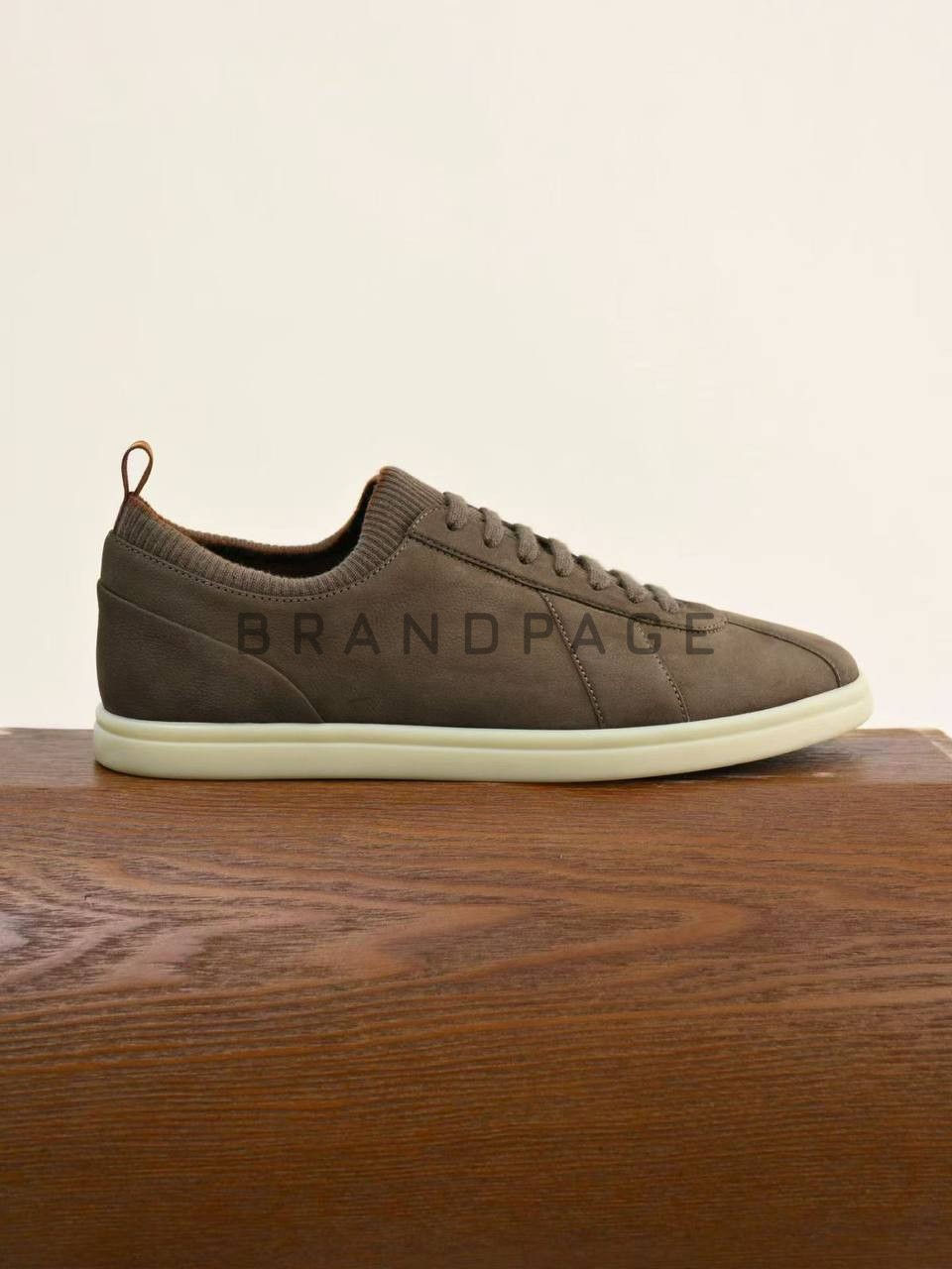 Кеды из телячьей кожи Loro Piana Soho walk sneaker Кеды из телячьей кожи Loro Piana Soho walk sneaker