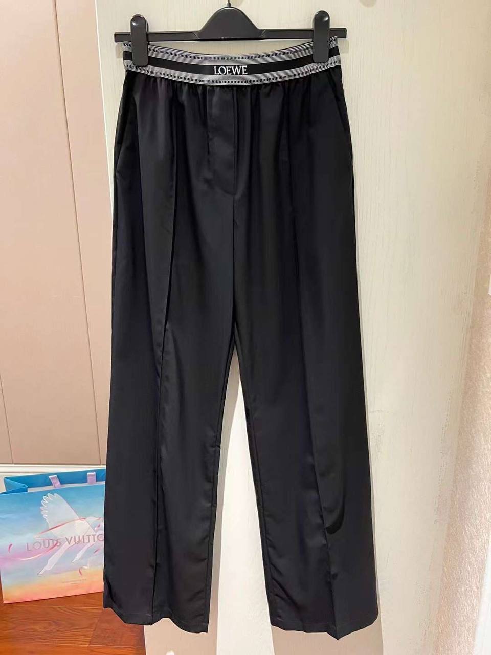 Повседневные брюки Loewe BP-39247 Повседневные брюки Loewe BP-39247