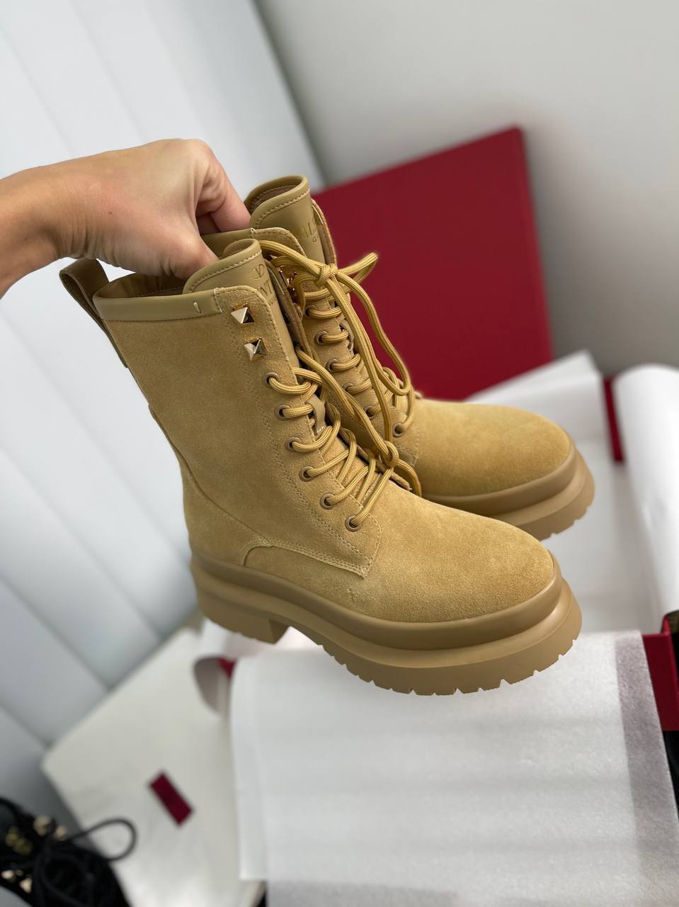 Трендовые ботинки Valentino BP-22867 Трендовые ботинки Valentino BP-22867