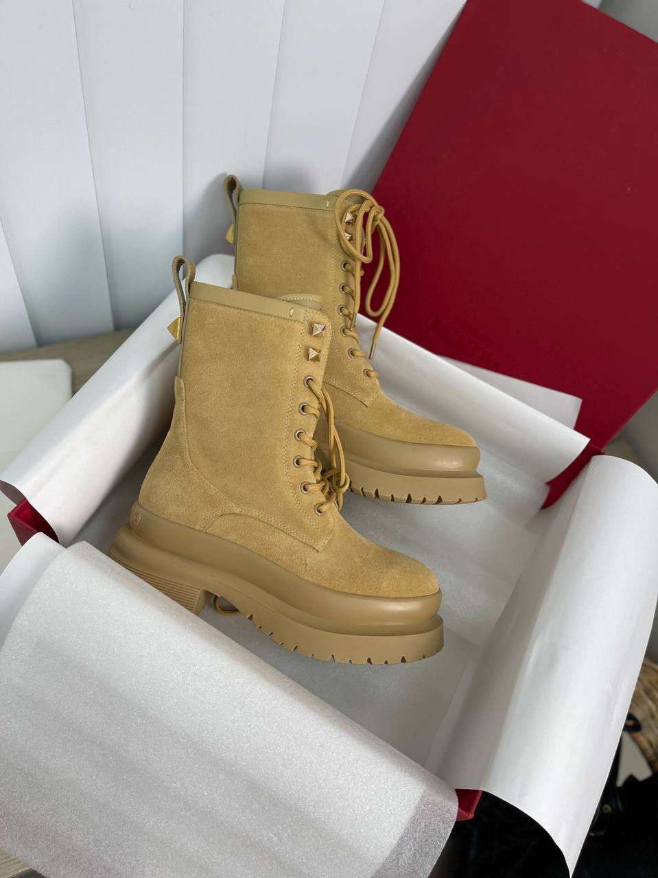 Трендовые ботинки Valentino BP-22867 Трендовые ботинки Valentino BP-22867