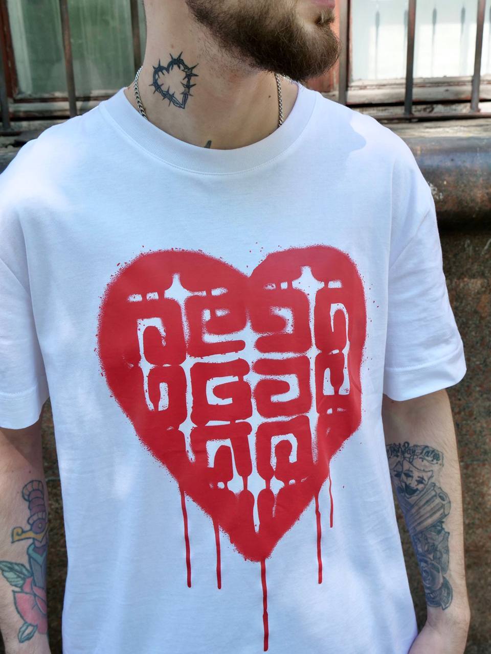 Лимитированная футболка Givenchy BP-13658 Лимитированная футболка Givenchy BP-13658