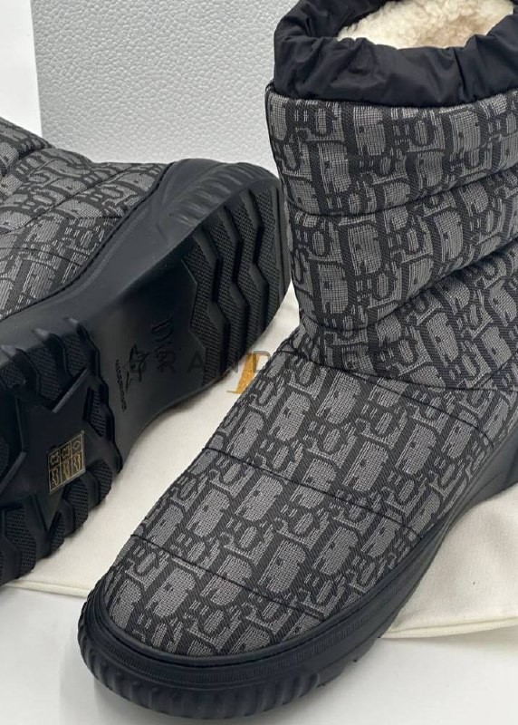 Женские сапоги с мехом Christian Dior BPLUX12455 Женские сапоги с мехом Christian Dior BPLUX12455