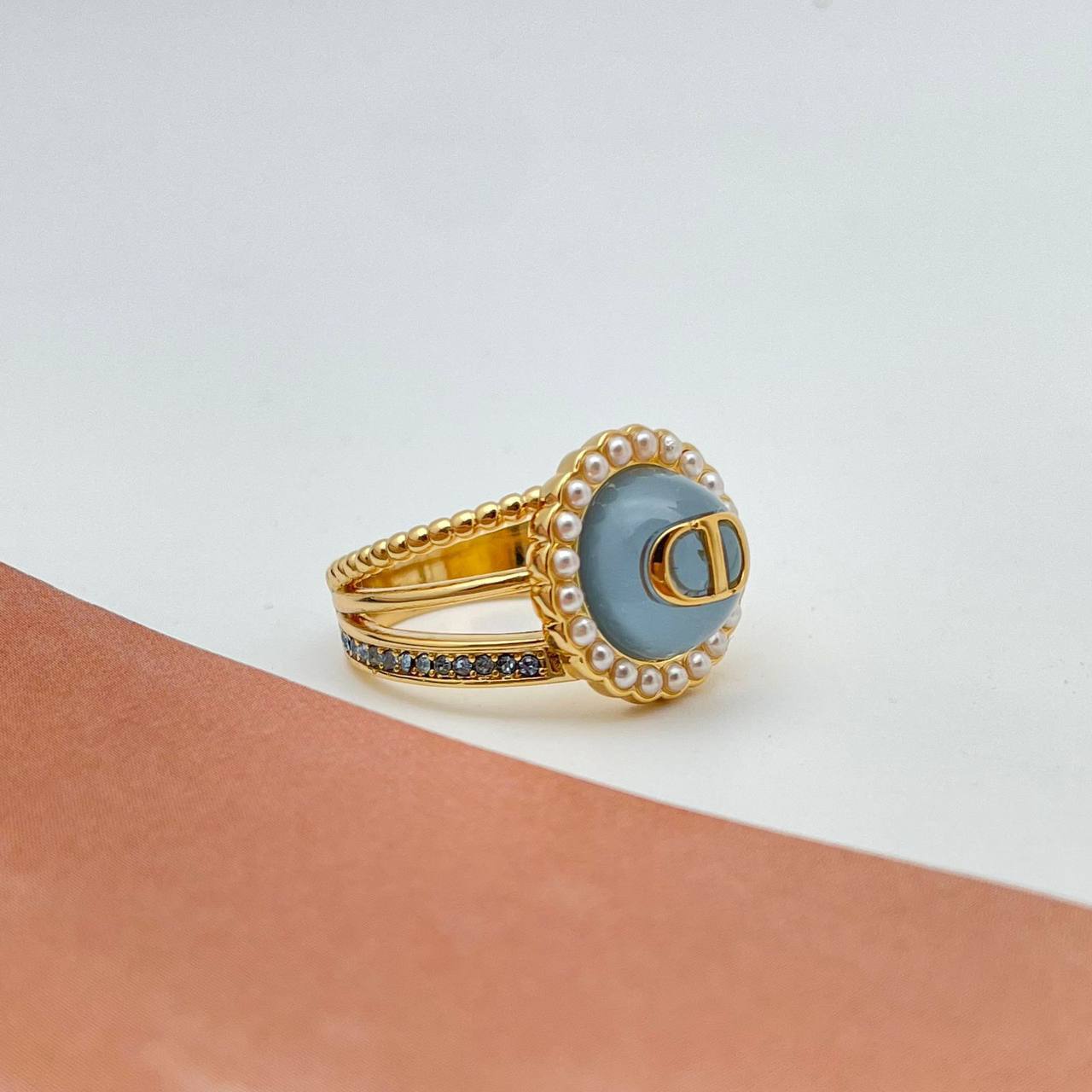 Кольцо Christian Dior BP-51595 эксклюзивное Кольцо Christian Dior BP-51595 эксклюзивное