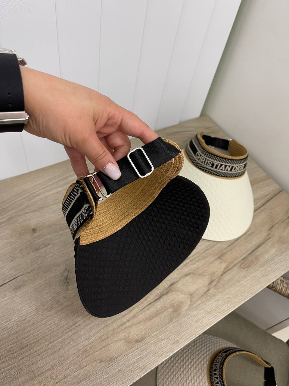 Дизайнерский козырек Christian Dior BP-30718 Дизайнерский козырек Christian Dior BP-30718