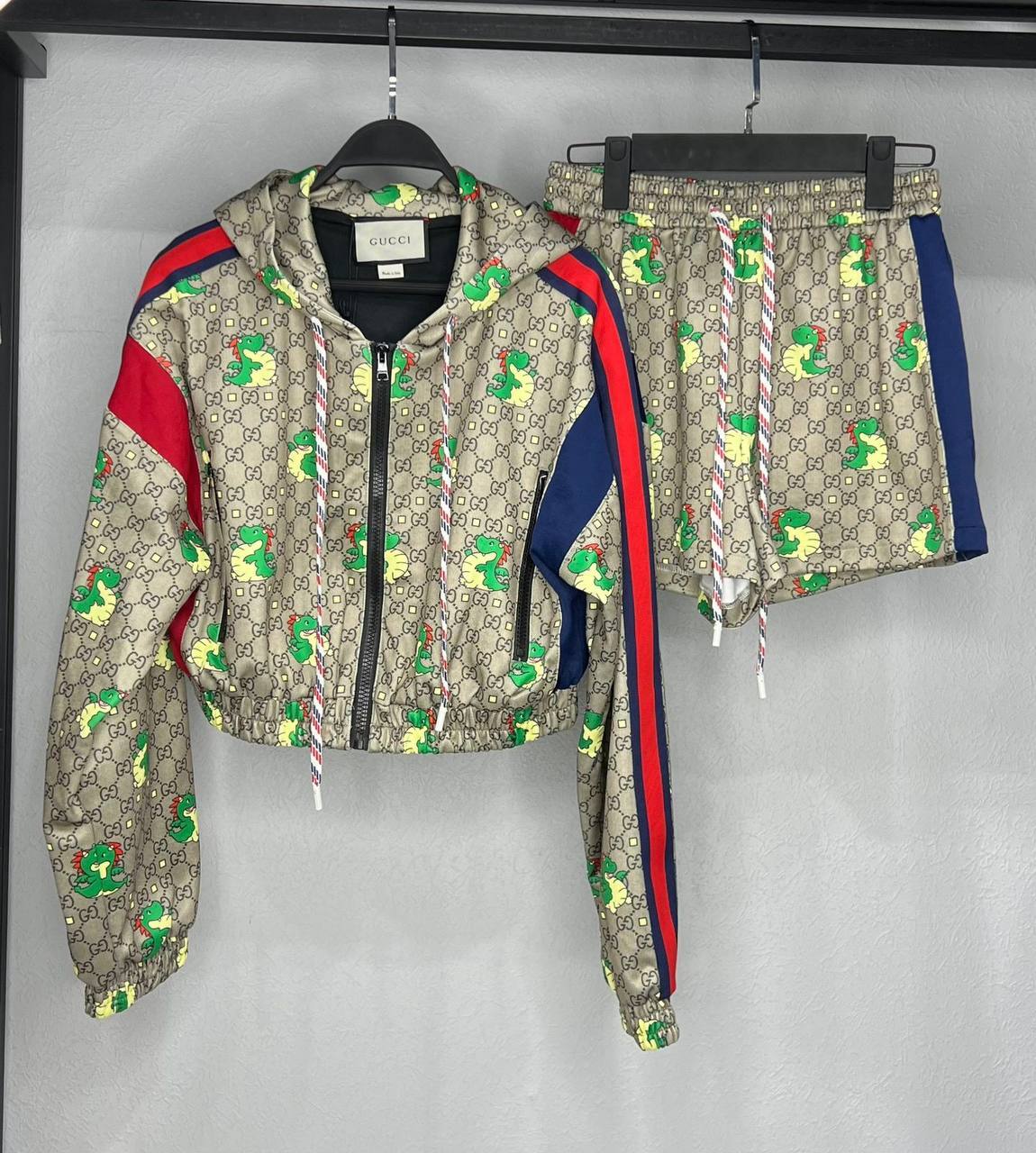 Костюм женский элитный Gucci BP-48984 Костюм женский элитный Gucci BP-48984