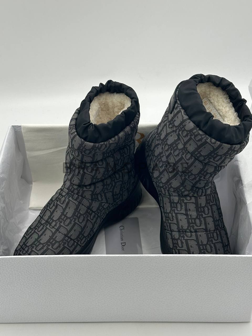 Женские сапоги с мехом Christian Dior BPLUX12455 Женские сапоги с мехом Christian Dior BPLUX12455