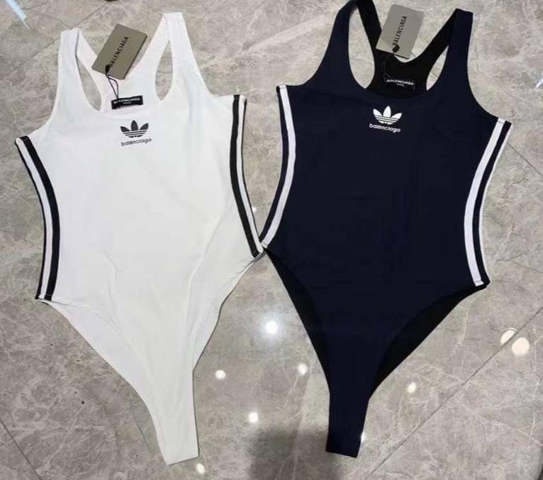 Коллекционный топ Balenciaga BP-32346 Коллекционный топ Balenciaga BP-32346