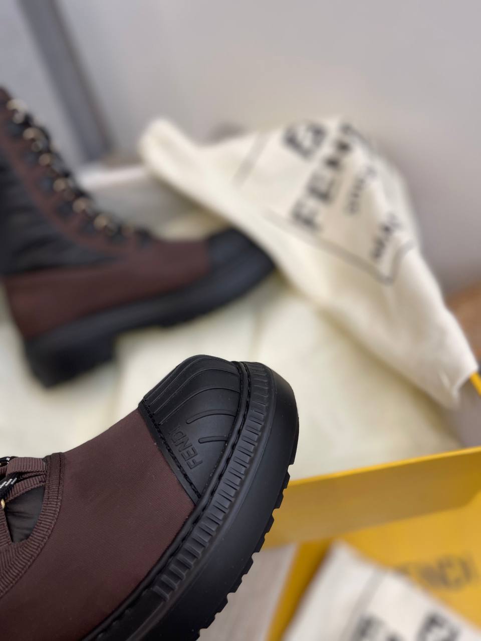 Женские премиум ботинки Fendi BP-40039 Женские премиум ботинки Fendi BP-40039