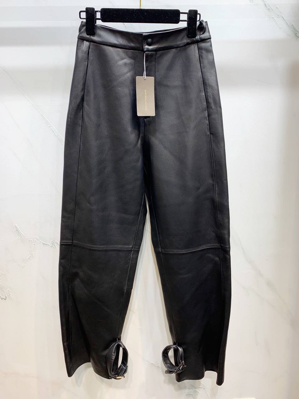 Трендовые кожаные брюки Balenciaga BP-23644 Трендовые кожаные брюки Balenciaga BP-23644