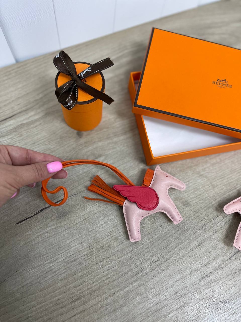 Hermes BP-28920 брелок премиальный Hermes BP-28920 брелок премиальный