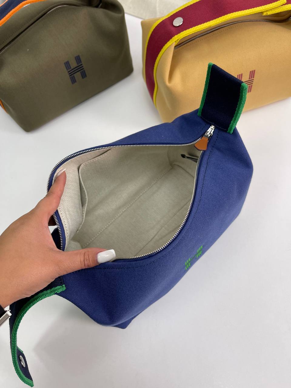 Косметичка синяя женская коллекционная Hermes BP-19669 Косметичка синяя женская коллекционная Hermes BP-19669