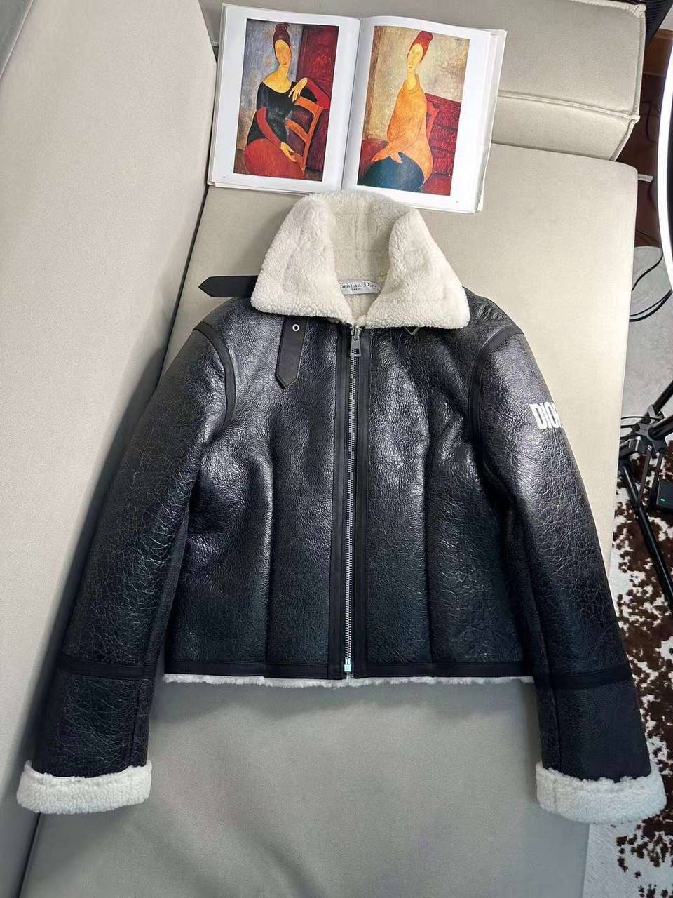 Люксовая дубленка Christian Dior BP-43457 Люксовая дубленка Christian Dior BP-43457