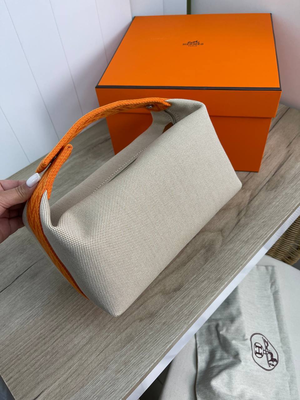 Косметичка кремовая женская премиум Hermes BP-19730 Косметичка кремовая женская премиум Hermes BP-19730