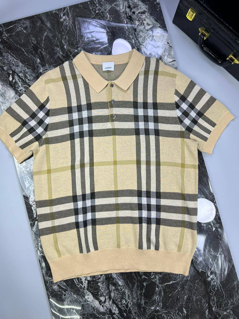 Поло Burberry BP-38830 стильное Поло Burberry BP-38830 стильное