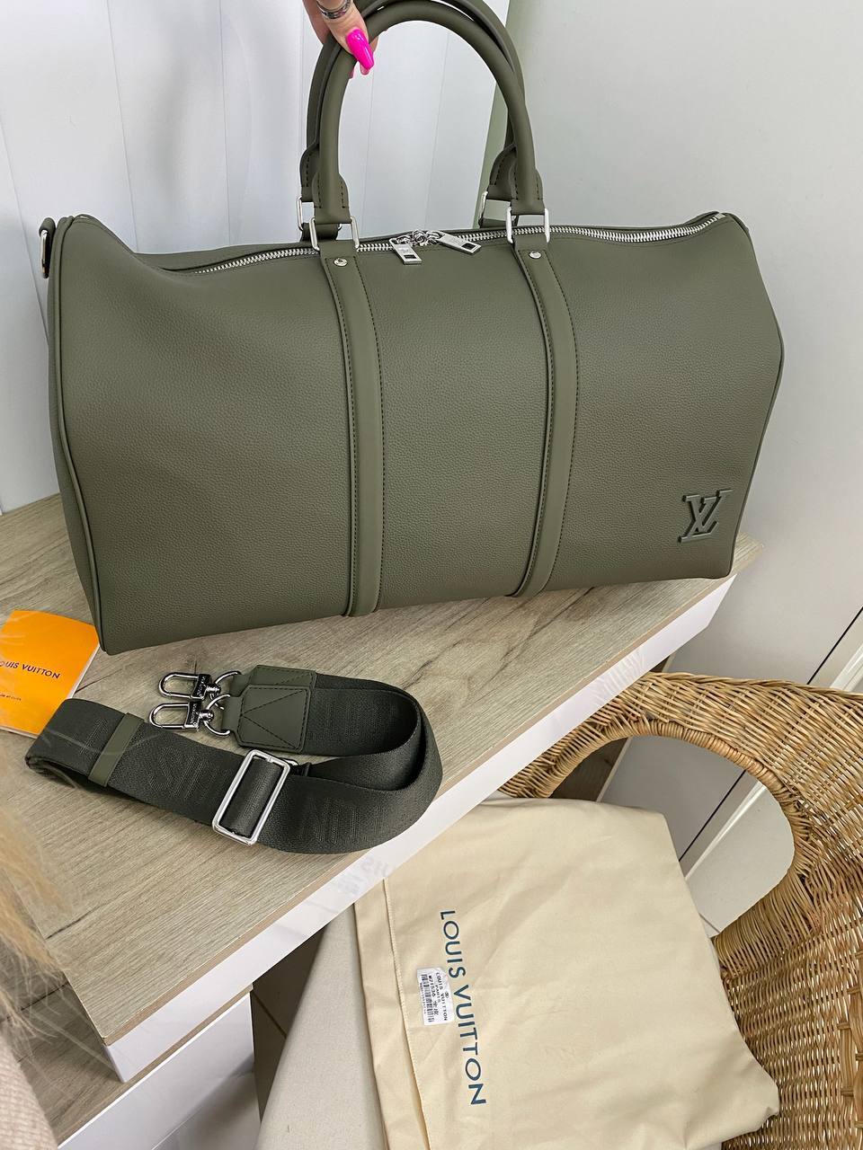 Сумка Keepall оливковая с ремнём Louis Vuitton BP-24935 Сумка Keepall оливковая с ремнём Louis Vuitton BP-24935